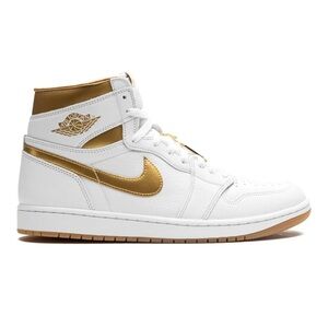 Air Jordan 1 Retro High OG "Metallic Gold" sneakers